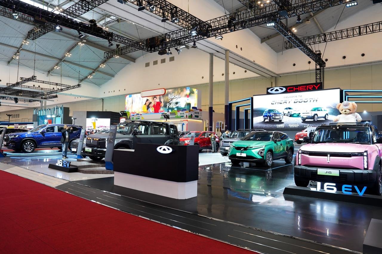 Chery Tampilkan Lini Premium di GAIKINDO Jakarta Auto Show 2024
